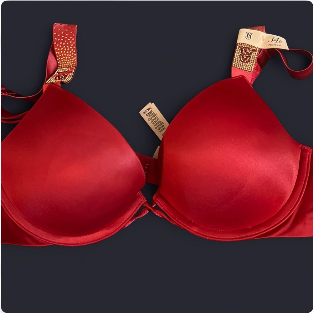 NWT Victoria’s Secret Very Sexy Push-Up Bra Red Rhinestone Strap 34B